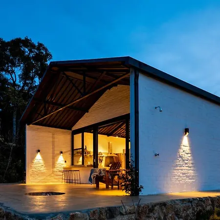 Mataka'A - Chale Industrial Na Mantiqueira Villa Goncalves Exterior photo